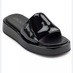 DKNY Women's Black Slide Sandals size 6